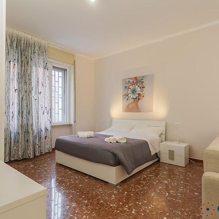 Crisanzio 80 Apartment Bari Exterior foto